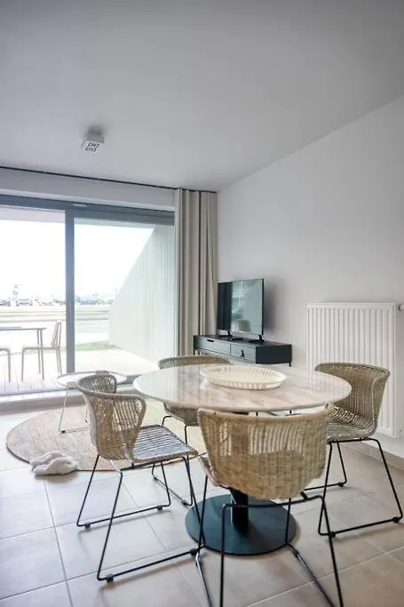 Charming Studio By The Sea In Ostend 0*,