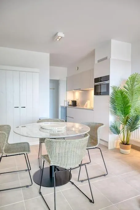 Charming Studio By The Sea In Ostend
